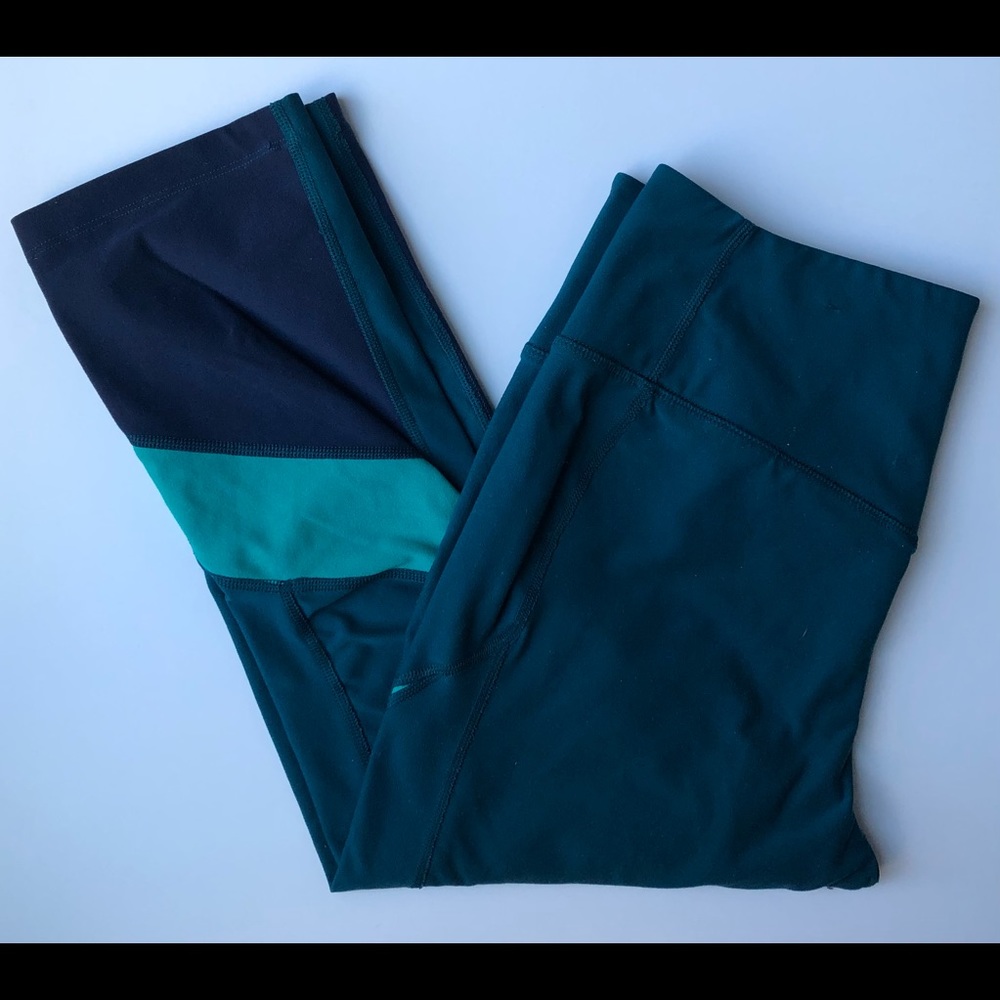 Tri-toned Nike Dry Fit Athletic Capri
